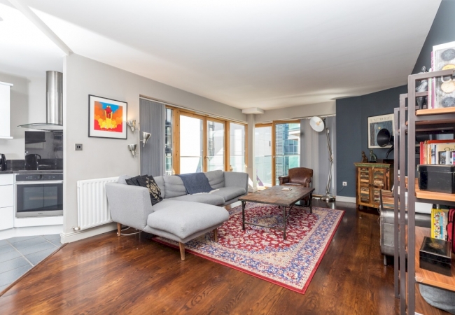 70 FORBES QUAY, GRAND CANAL DOCK, DUBLIN 2. D02 NW08